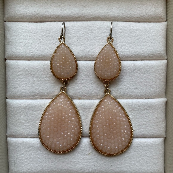 BUNDLE Blush Pink Dangly Earrings Set Gold and Blush Tassel Earrings - Picture 3 of 3